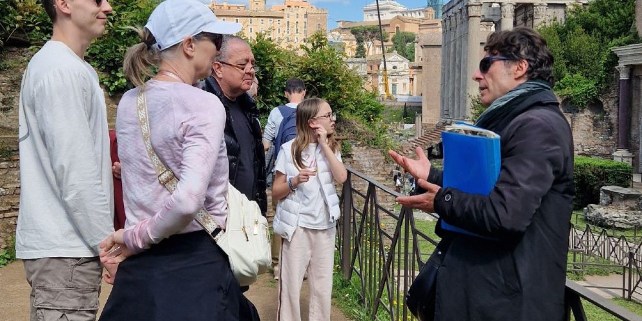 Family-firendly Colosseum Tours with Walks Inside Rome